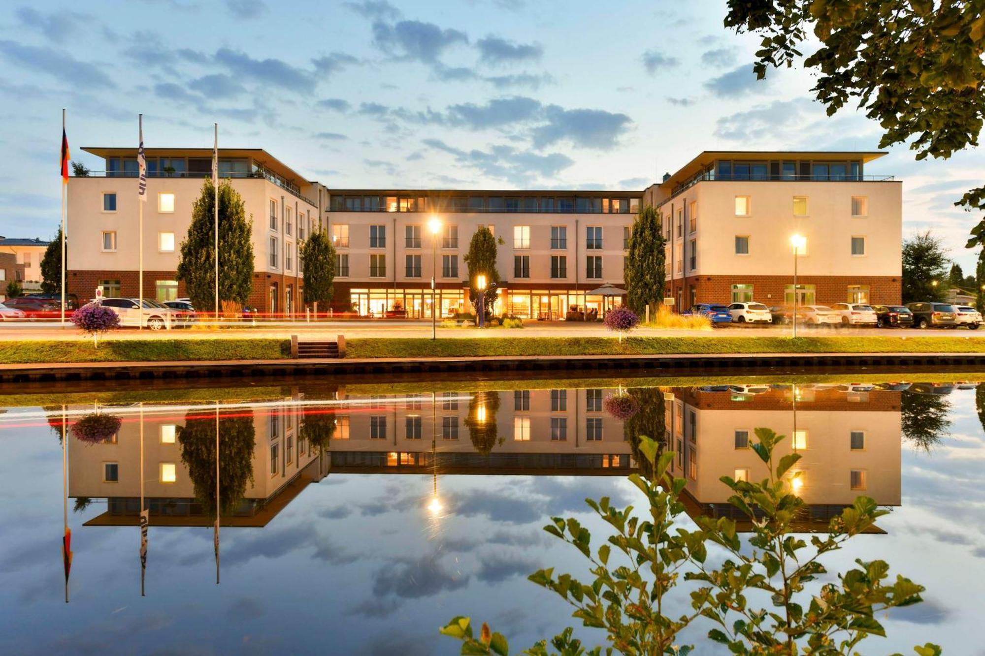 Best Western Plus Hotel Papenburg Eksteriør bilde